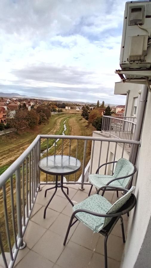 Wing 3 Apartman ,,Bc ,, Jagodina Exteriör bild