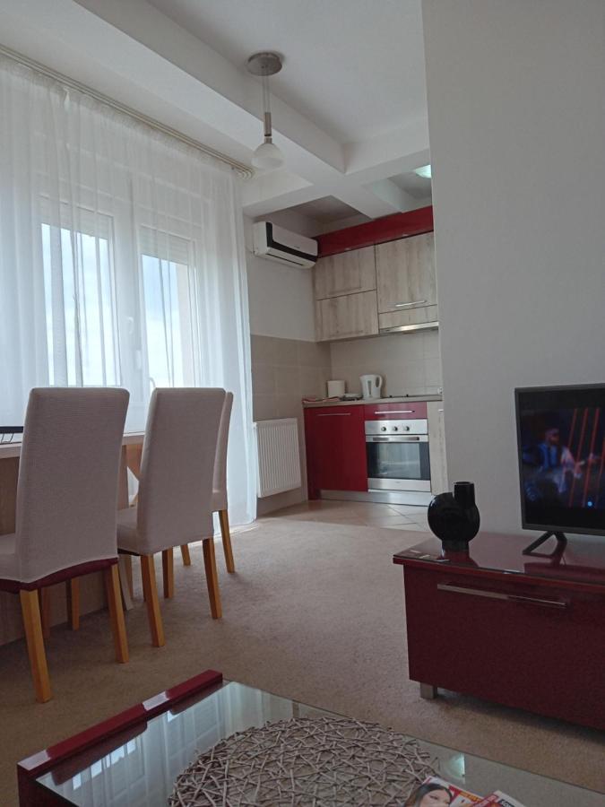 Wing 3 Apartman ,,Bc ,, Jagodina Exteriör bild
