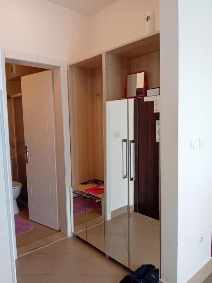 Wing 3 Apartman ,,Bc ,, Jagodina Exteriör bild