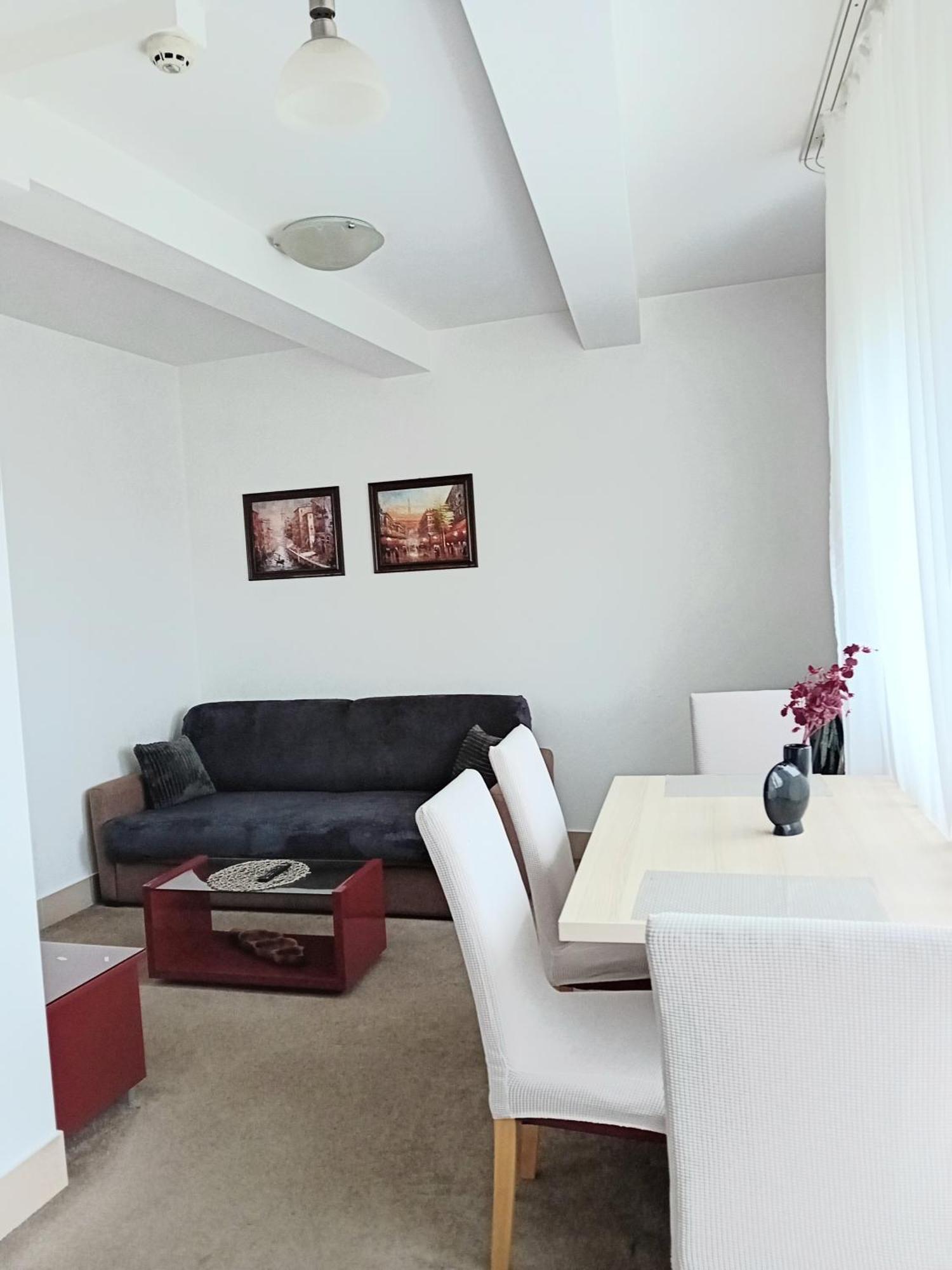 Wing 3 Apartman ,,Bc ,, Jagodina Exteriör bild